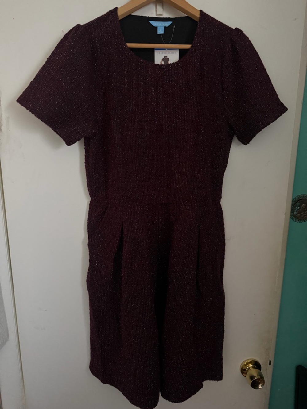 Draper James Elegant Women's Short-Sleeve Sheath Dress in Burgundy size Large